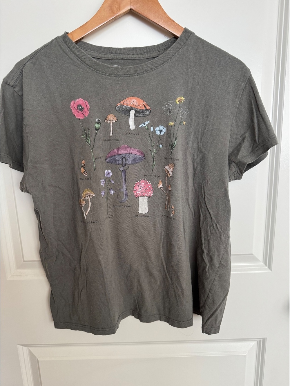 Doe Women’s short sleeve shirt